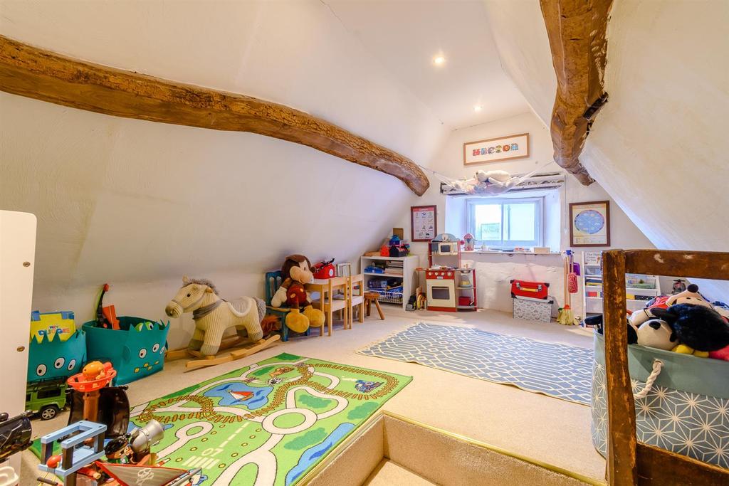 8483896-interior29.jpg