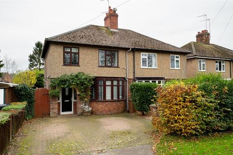 11a Badby Road West, Daventry, NN11 4HJ