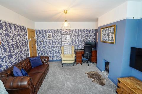 11a Badby Road West, Daventry, NN11 4HJ