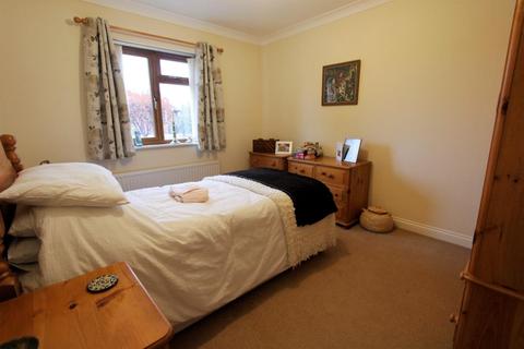 20 Arnhem Way, Bourne, PE10 9UD
