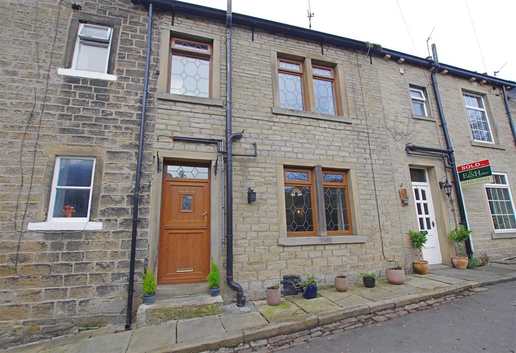 Rock View, Holywell Green, Halifax 2 bed terraced house £175,000