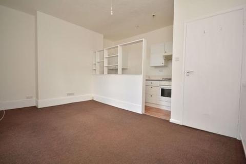 2 bedroom flat to rent - Canterbury Road, Margate, CT9 5BS
