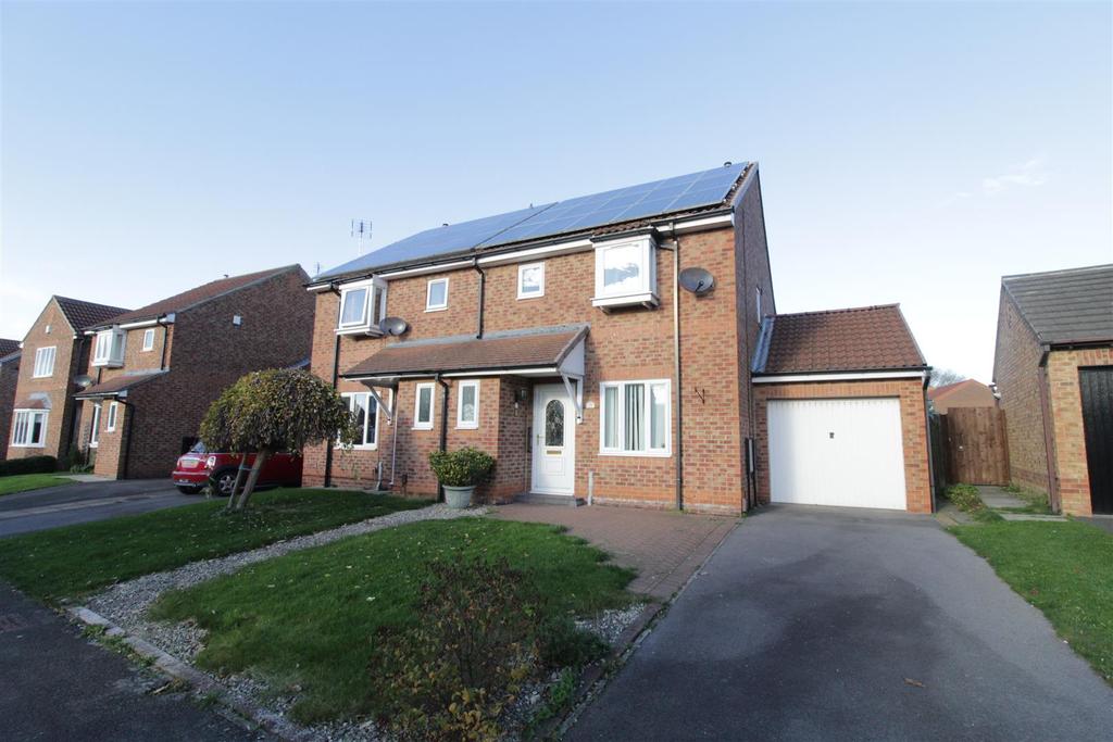 Brawton Grove, Darlington 3 bed semidetached house £160,000