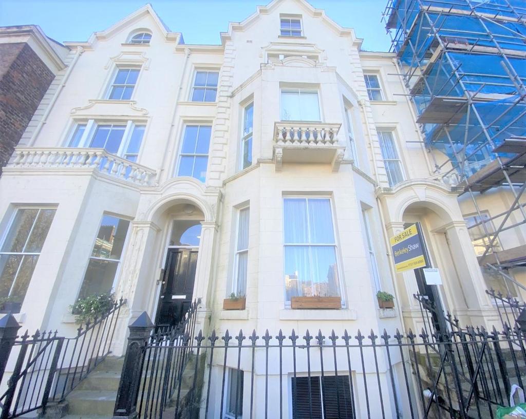 96 Huskisson Street, Liverpool 1 bed flat £130,000