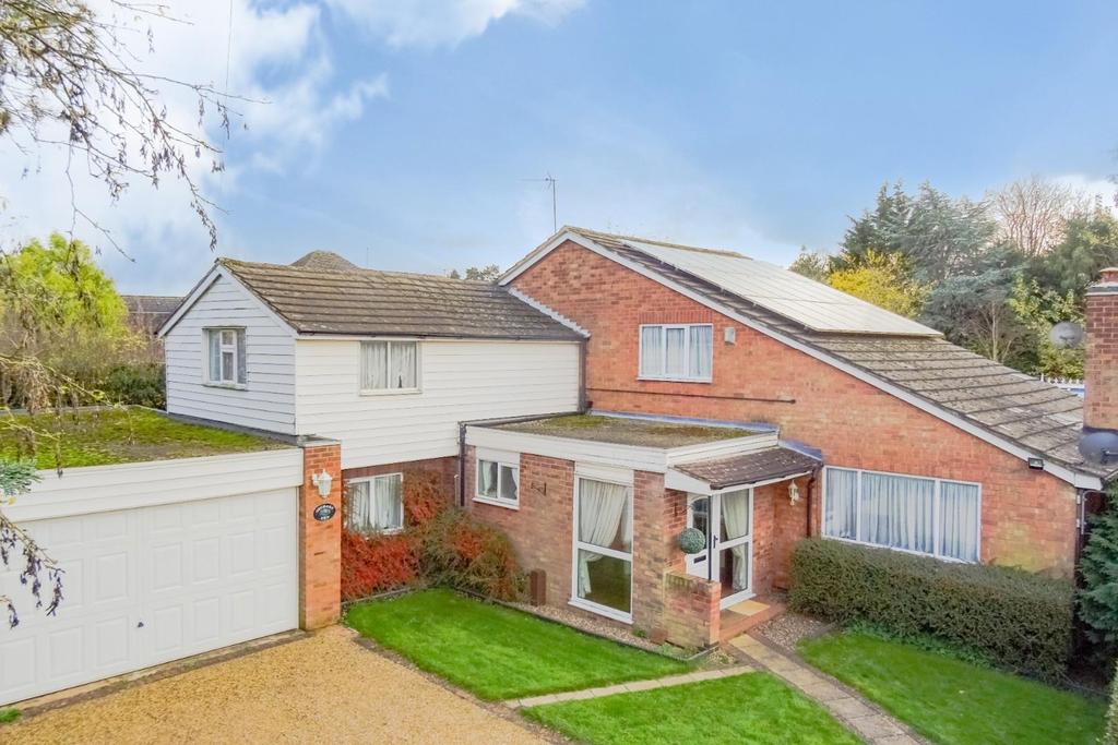 Dalby Avenue, Bushby, Leicester 5 bed detached house £625,000
