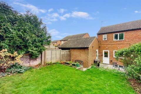 5 Vyne Crescent, Great Holm, Milton Keynes, MK8 9EJ