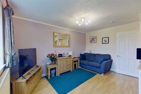 5 Vyne Crescent, Great Holm, Milton Keynes, MK8 9EJ