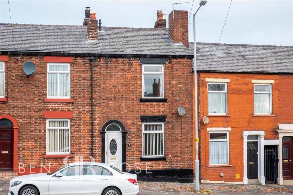 Commercial Road, Chorley 2 bed terraced house £104,995