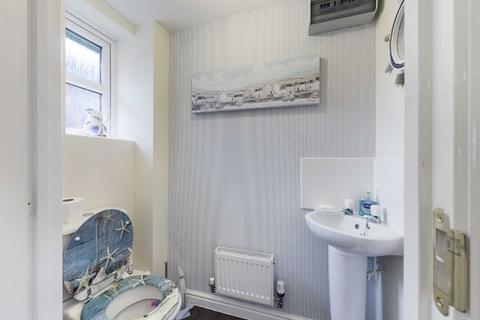 21 Boughton Way, Gloucester, GL4 4PG