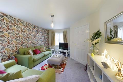21 Boughton Way, Gloucester, GL4 4PG