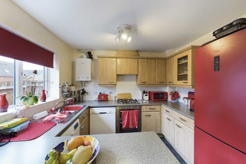 21 Boughton Way, Gloucester, GL4 4PG