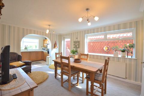 5 The Richmonds, Abbeydale, Gloucester, GL4 5YA
