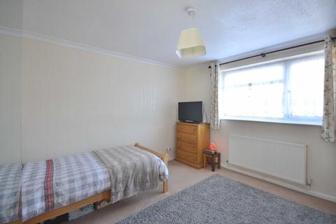 5 The Richmonds, Abbeydale, Gloucester, GL4 5YA