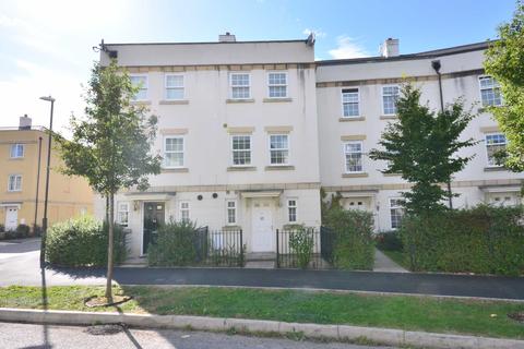 12 Buccaneer Avenue, Brockworth, Gloucester, GL3 4TG