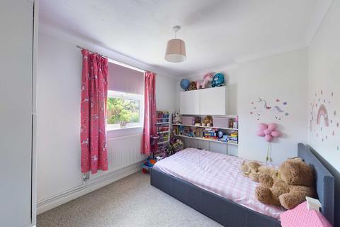 17 Byron Road, St Marks, Cheltenham, GL51 7HE