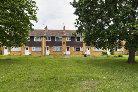 5 Caernarvon Close, Cheltenham, GL51 3LQ