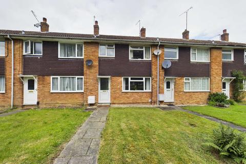5 Caernarvon Close, Cheltenham, GL51 3LQ