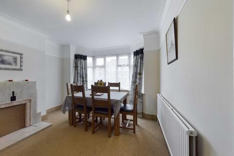 11 Cakebridge Road, Cheltenham, GL52 3HL