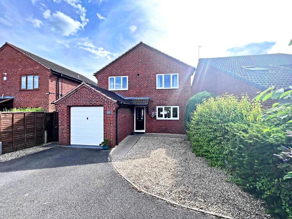 Parton Road, Churchdown, Gloucester, GL3 4 bed detached house £475,000