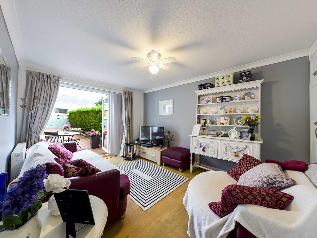Abbotswood Road, Brockworth, Gloucester, GL3 3 bed semidetached house