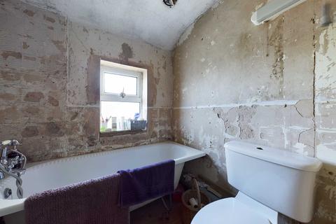 44 Armscroft Road, Gloucester, GL2 0SJ