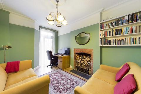 22 Malvern Road, Gloucester, GL1 3JT