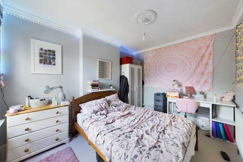 22 Malvern Road, Gloucester, GL1 3JT