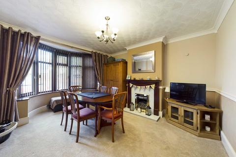 25 Church Road, Longlevens, Gloucester, GL2 0AB