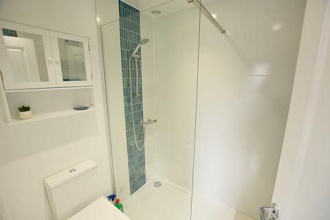 69 Woodvale Kingsway, Quedgeley, Gloucester, GL2 2BU