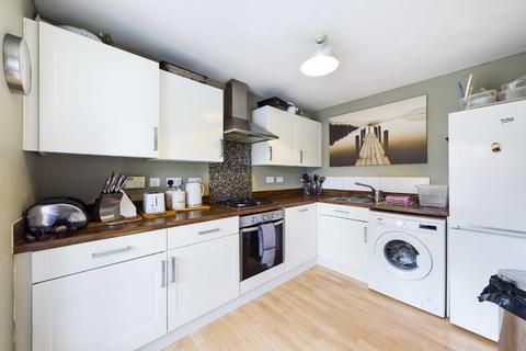 105 Woodvale Kingsway, Quedgeley, Gloucester, GL2 2BU