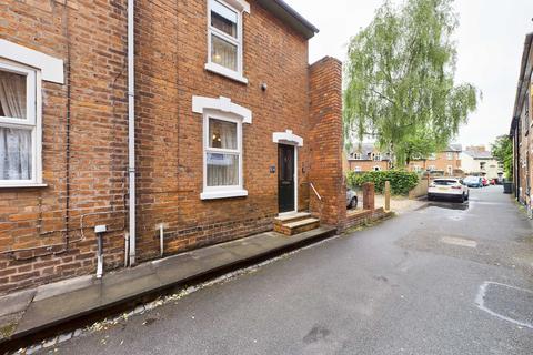 24 Bromyard Terrace, Worcester, WR2 5BW