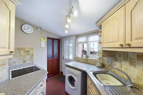 24 Bromyard Terrace, Worcester, WR2 5BW