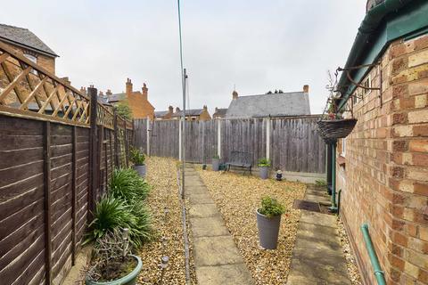 24 Bromyard Terrace, Worcester, WR2 5BW