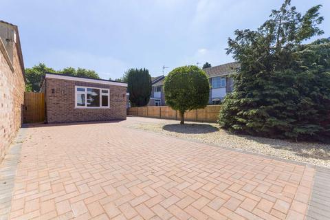 1 Dolphin Close, Worcester, WR2 6BG