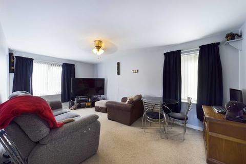 14 Bromwich Road, Worcester, WR2 4AA