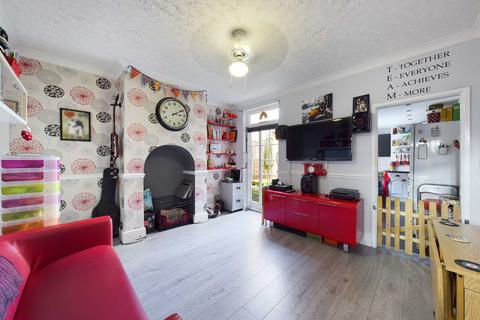 40 Lambert Road, Worcester, WR2 5DG