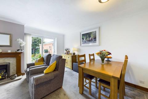 44 Montreal Close, Lower Wick, Worcester, WR2 4DZ