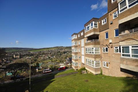 32 Nouncells Cross, Stroud, GL5 1PU