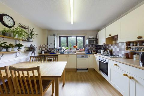 22 Captain Barton Close, Stroud, GL5 1RF