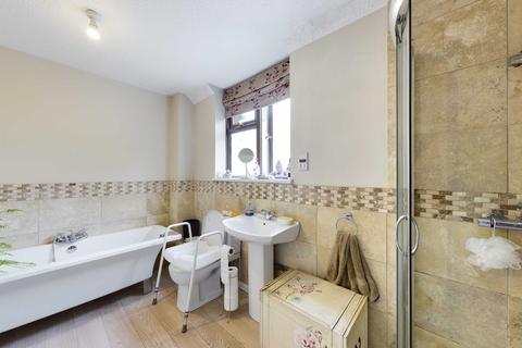 22 Captain Barton Close, Stroud, GL5 1RF