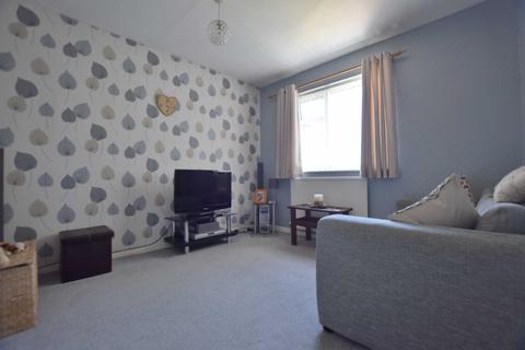 8 Campion Close, Gloucester, GL4 6YQ