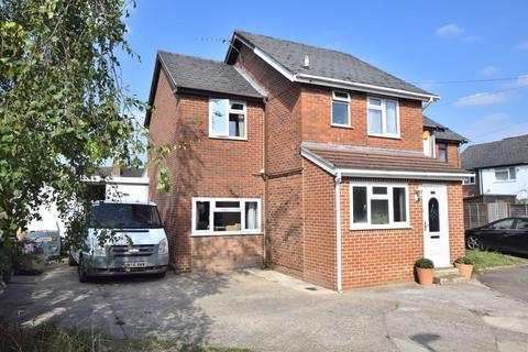 22 Dora Walk, Gloucester, GL1 4PP