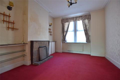 35 Hanman Road, Gloucester, GL1 4TG