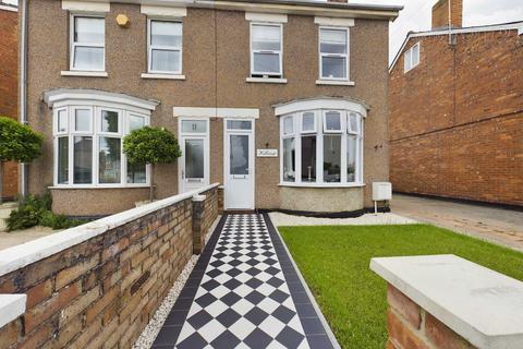 13 Gladstone Road, Gloucester, GL1 5HN