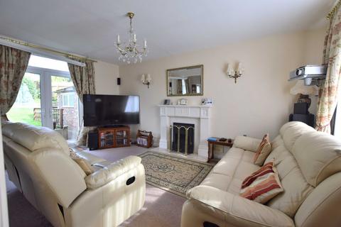 10 Campden Road, Tuffley, Gloucester, GL4 0HX