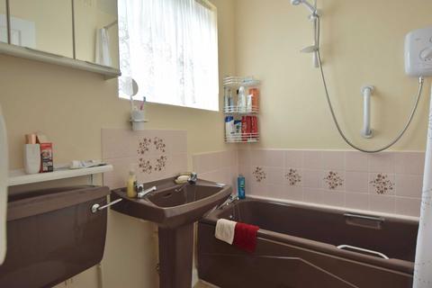 10 Campden Road, Tuffley, Gloucester, GL4 0HX