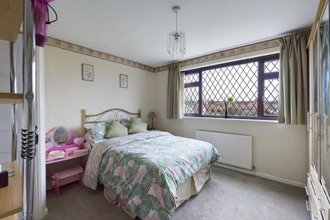 16 Podsmead Place, Gloucester, GL1 5PD
