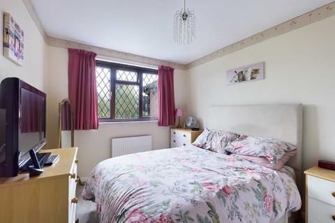 16 Podsmead Place, Gloucester, GL1 5PD