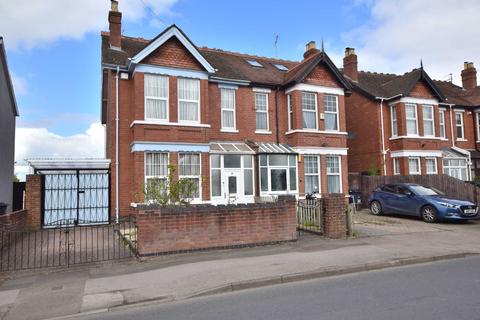 36 Podsmead Road, Gloucester, GL1 5PA