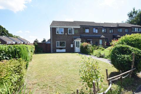 36 Campion Close, Gloucester, GL4 6YQ